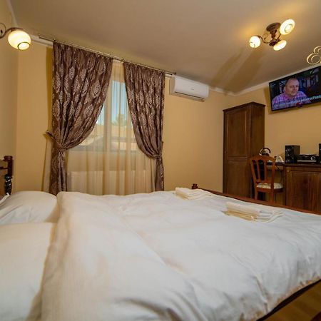 Villa Etiquette Дева Экстерьер фото