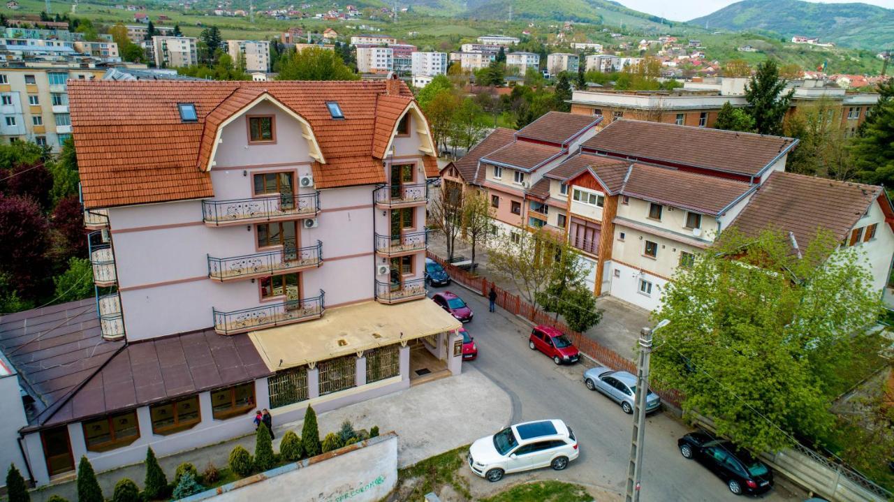 Villa Etiquette Дева Экстерьер фото