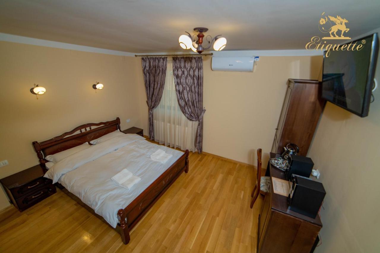 Villa Etiquette Дева Экстерьер фото