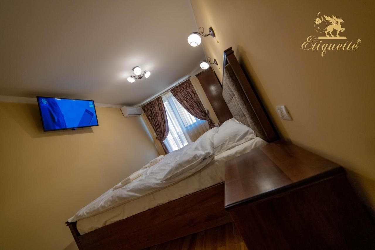 Villa Etiquette Дева Экстерьер фото